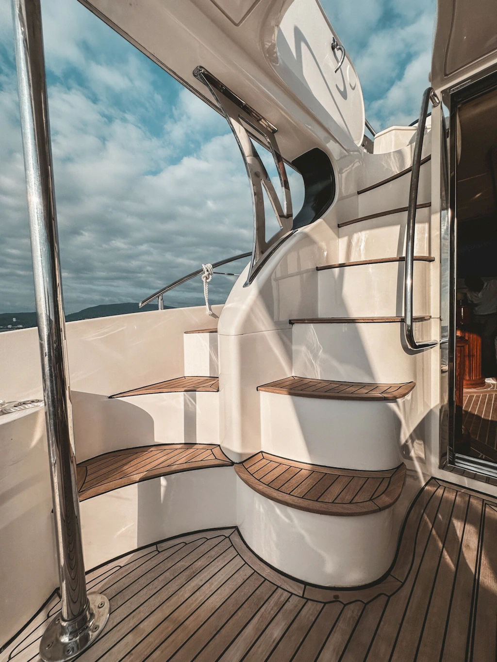 Яхта Azimut 46 image- 4